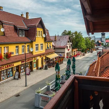 Deptak, Sun & Snow *