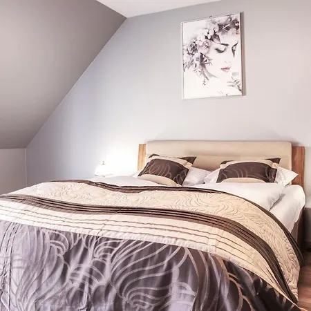 Deptak, Sun & Snow Karpacz